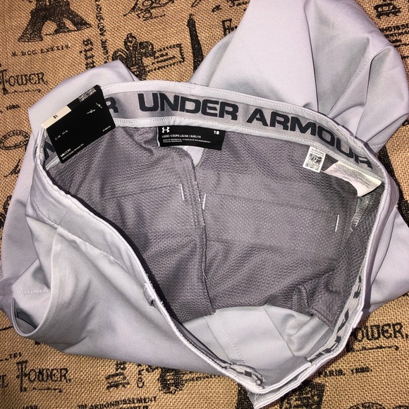 Under Armour NWT! Loose Grey Short Size 18 - Picture 12 of 14